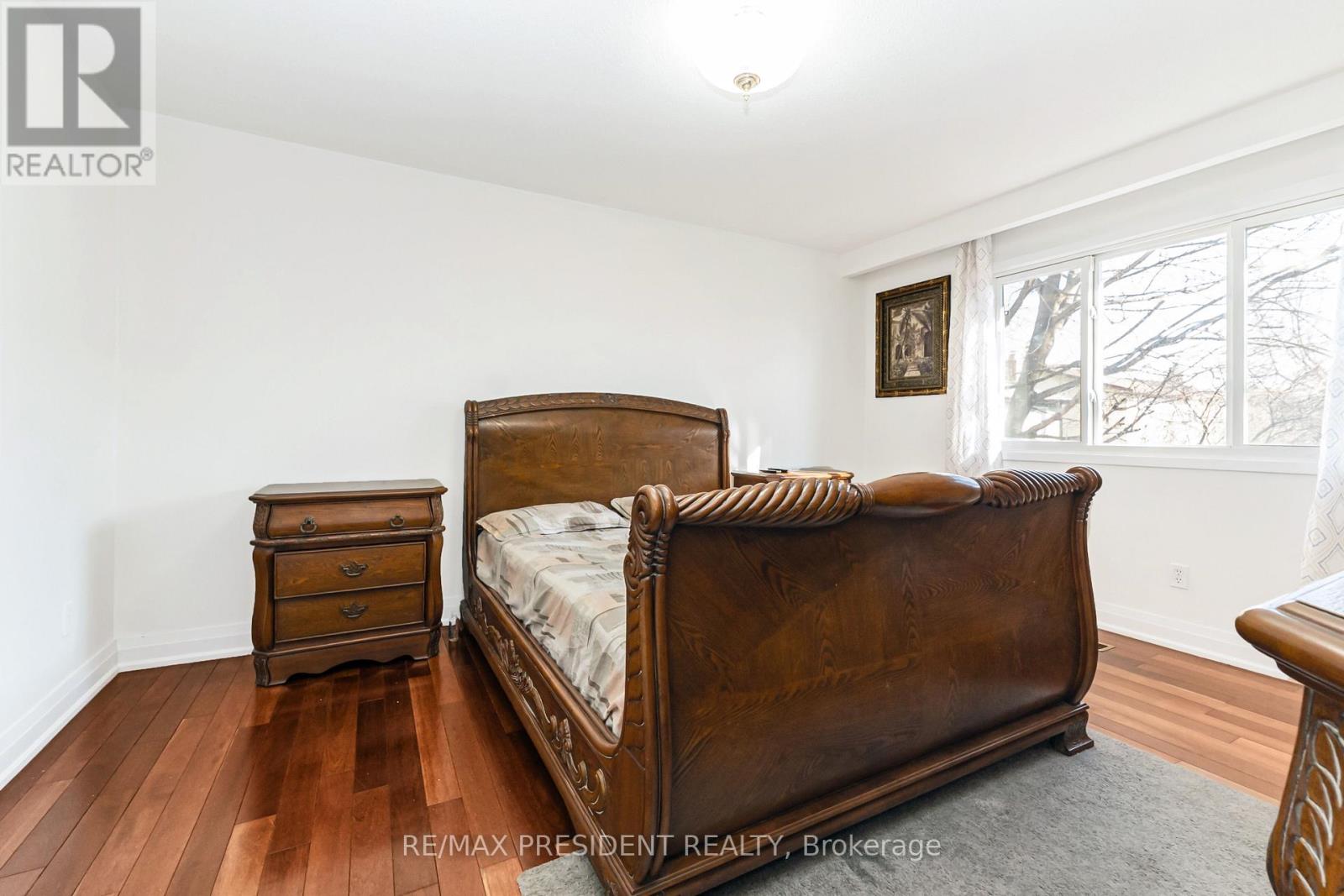 384 CENTRE STREET N, Brampton (Brampton North), Ontario, L6V3L6 — Photo 17