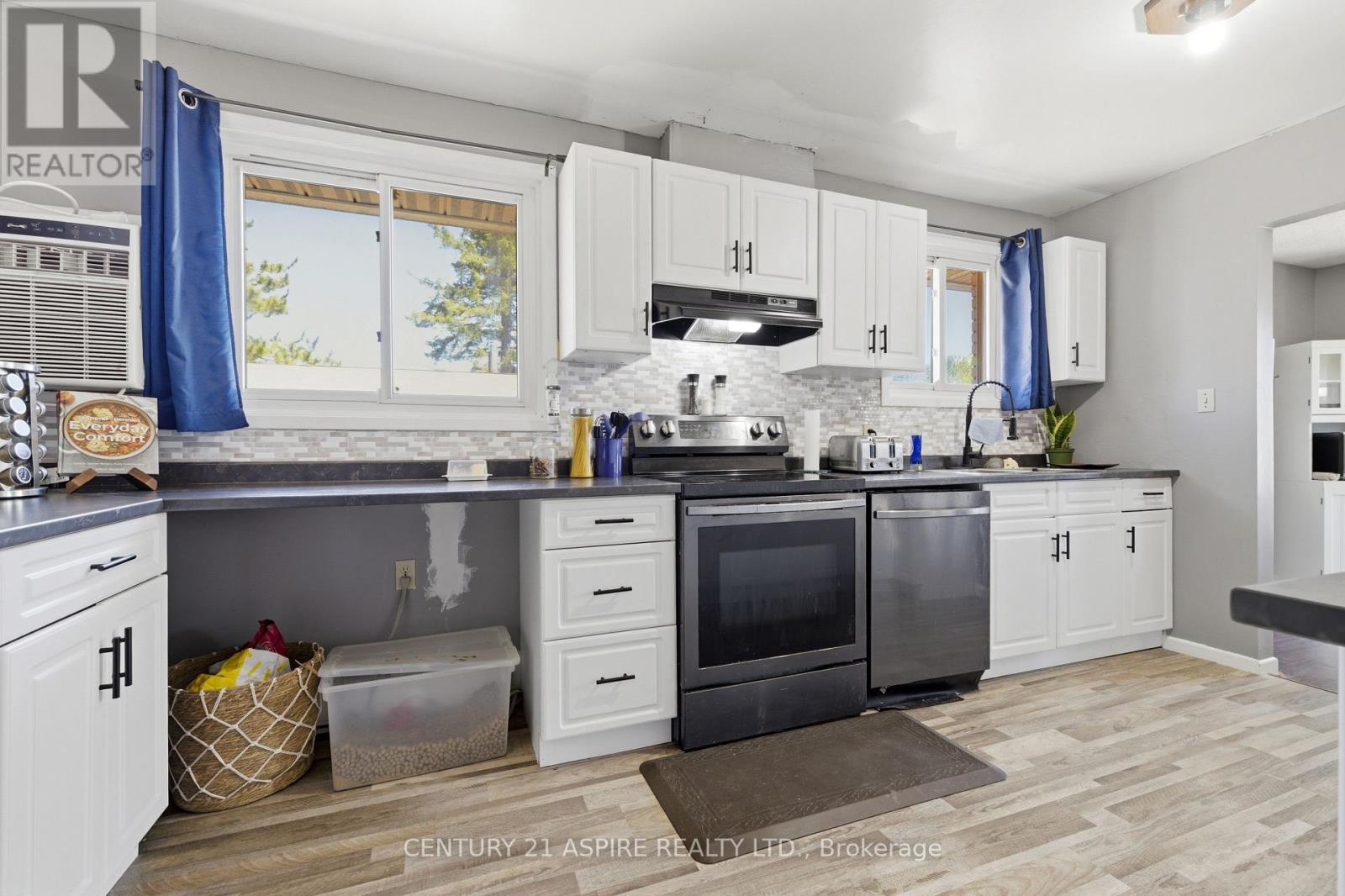 93 FRONTENAC CRESCENT, Deep River, Ontario, K0J1P0 — Photo 17
