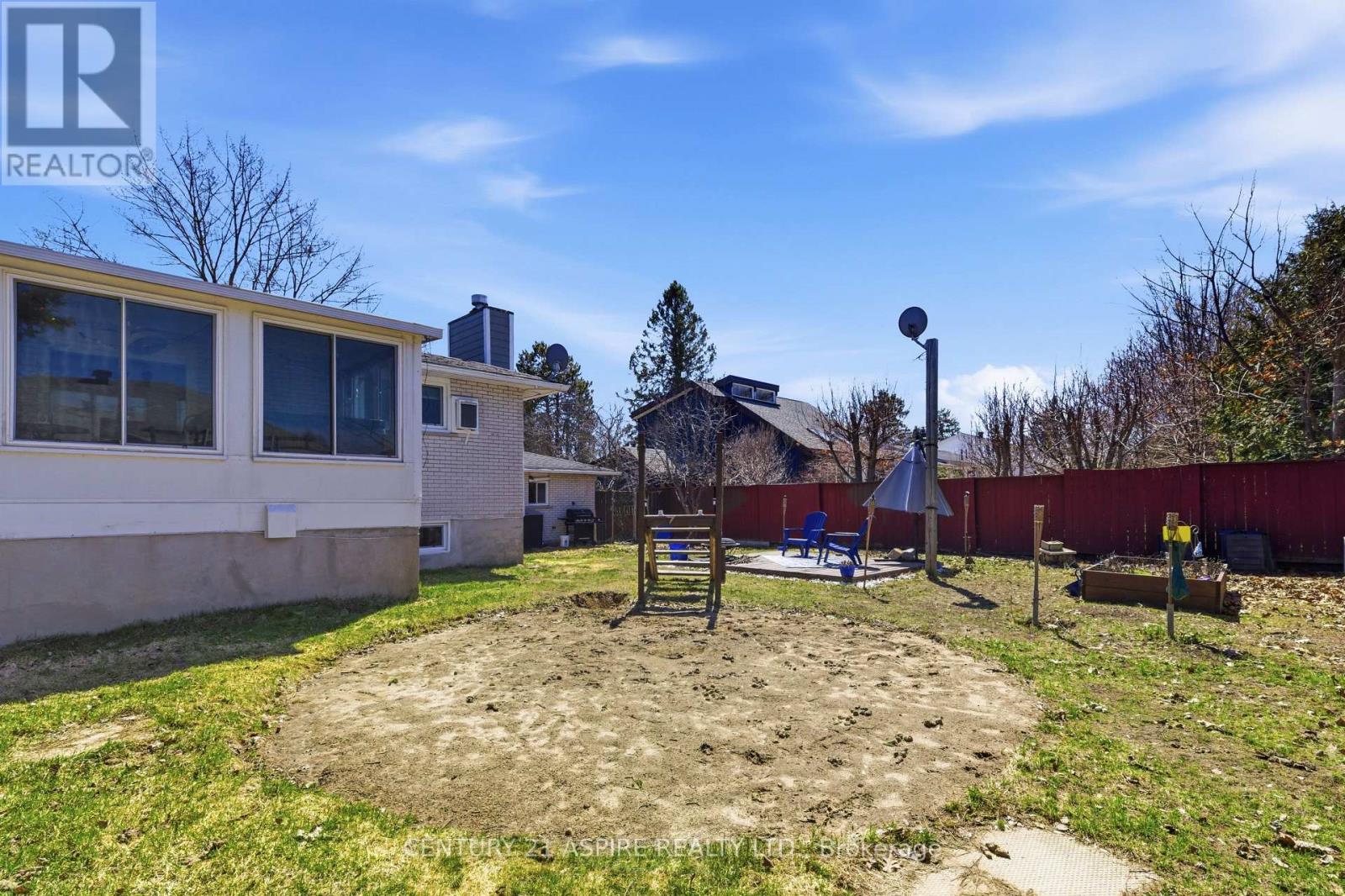 93 FRONTENAC CRESCENT, Deep River, Ontario, K0J1P0 — Photo 37