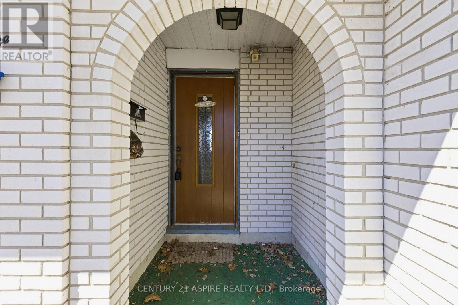 93 FRONTENAC CRESCENT, Deep River, Ontario, K0J1P0 — Photo 6