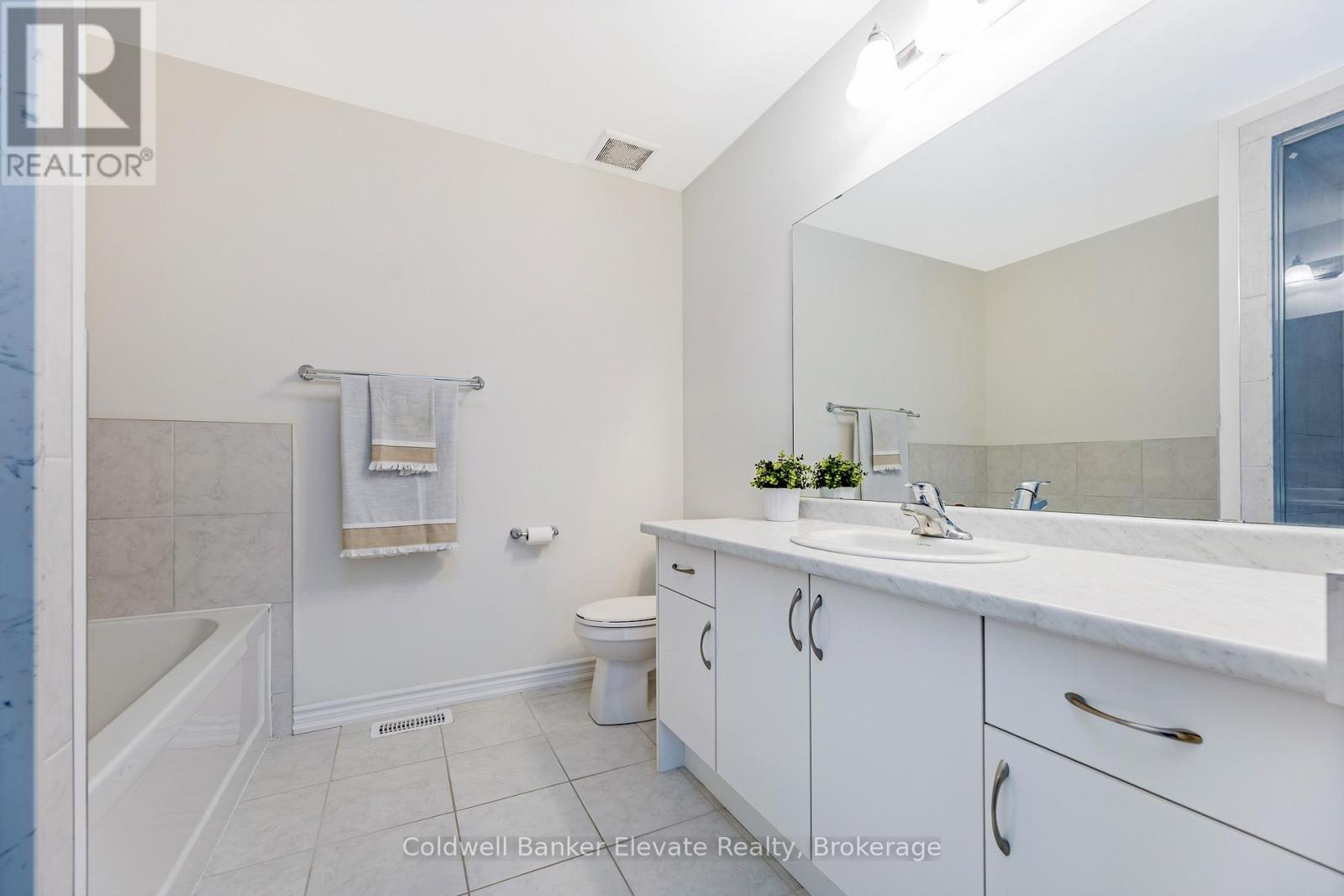 108 FLAGG AVENUE, Brant (Paris), Ontario, N3L0J8 — Photo 37