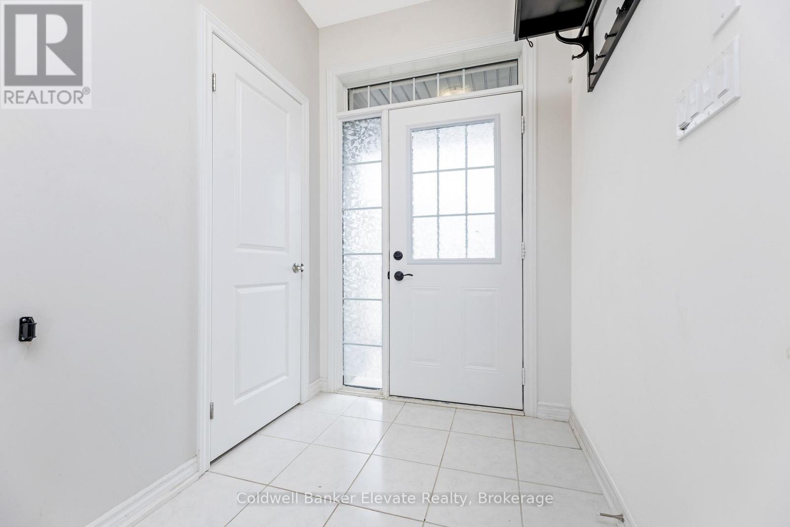 108 FLAGG AVENUE, Brant (Paris), Ontario, N3L0J8 — Photo 6