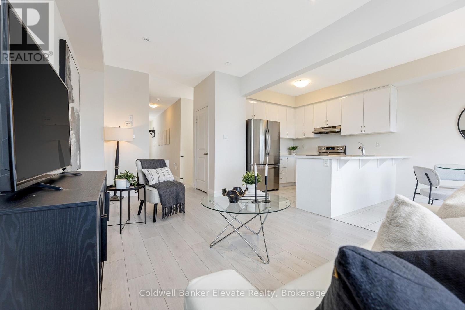 108 FLAGG AVENUE, Brant (Paris), Ontario, N3L0J8 — Photo 7