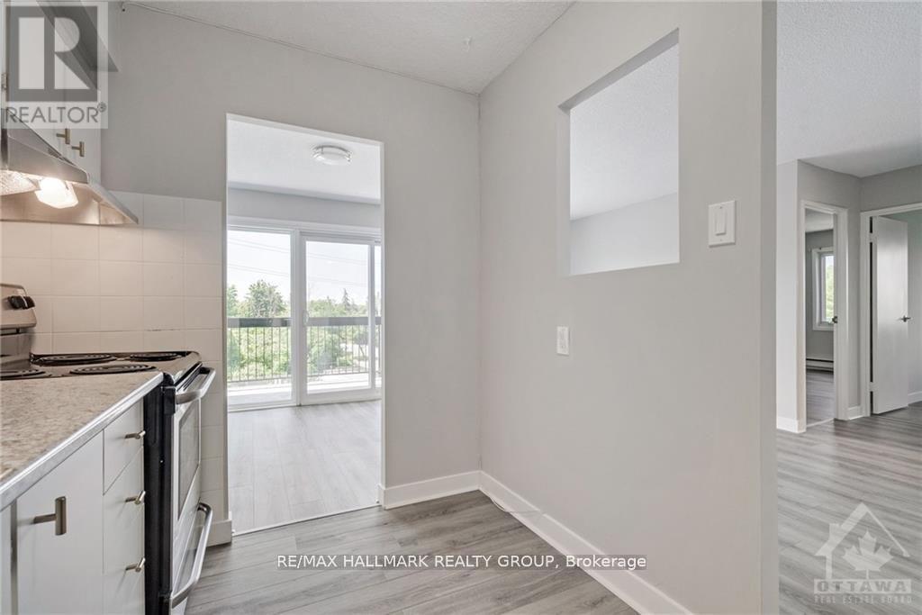 302 - 158C MCARTHUR AVENUE, Ottawa, Ontario, K1L8C9 — Photo 5