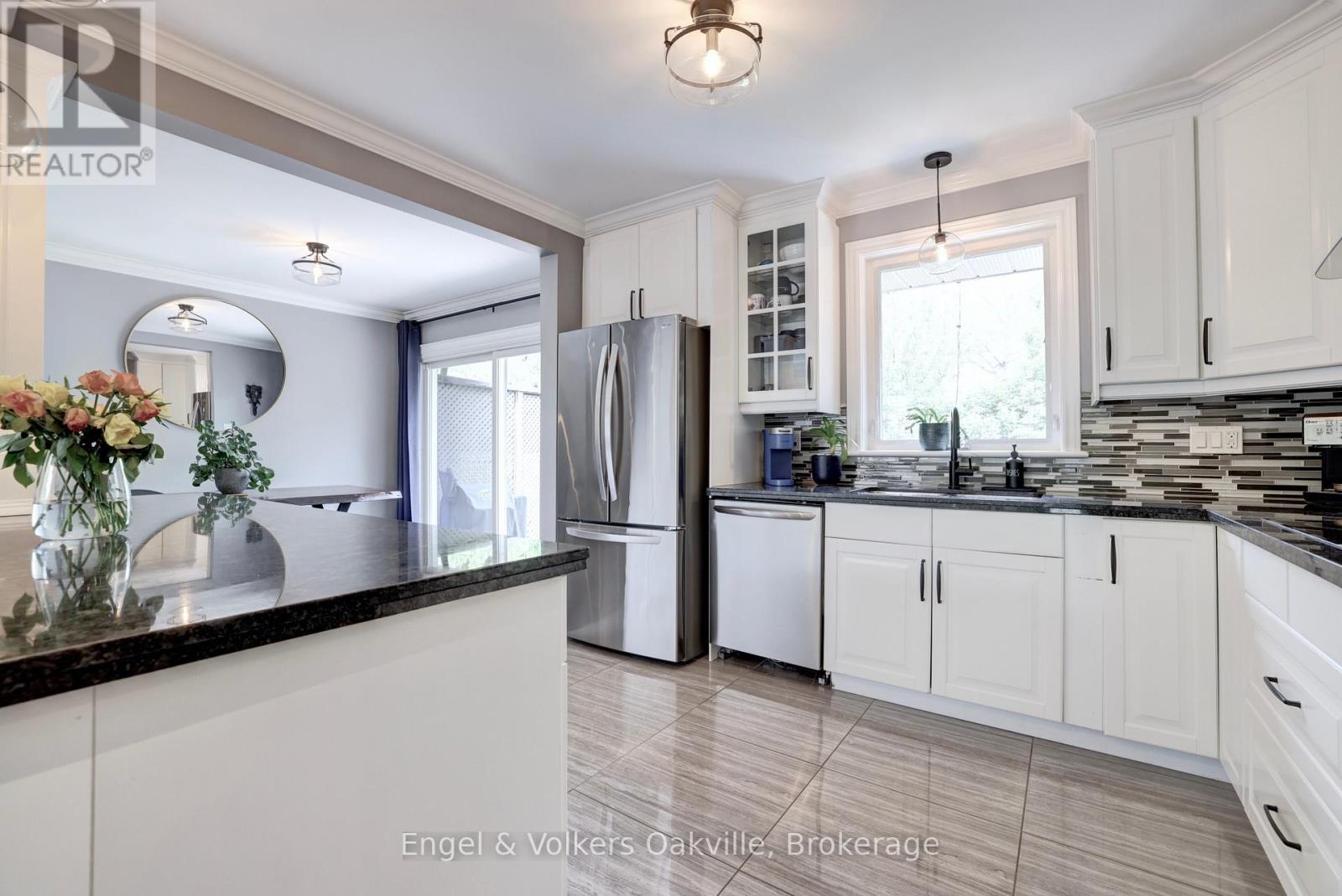 465 FOURTH LINE, Oakville (WO West), Ontario, L6L5A6 — Photo 13