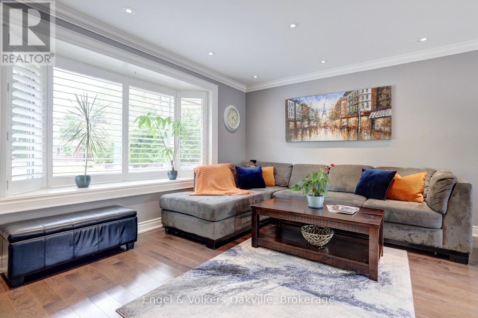 465 FOURTH LINE, Oakville (WO West), Ontario, L6L5A6 — Photo 5