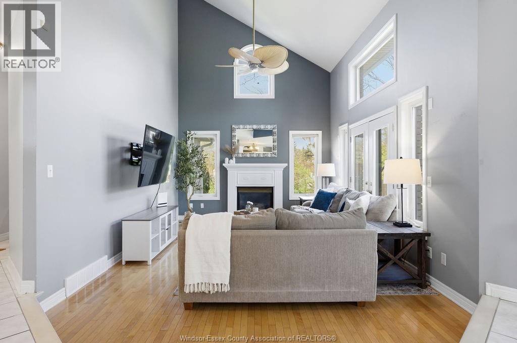 552 OLD TECUMSEH ROAD, Lakeshore, Ontario, N0R1A0 — Photo 8