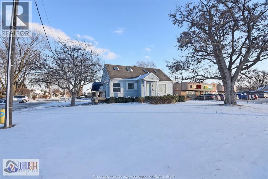 911 FRONT ROAD, LaSalle, Ontario, N9J2A5 — Photo 3