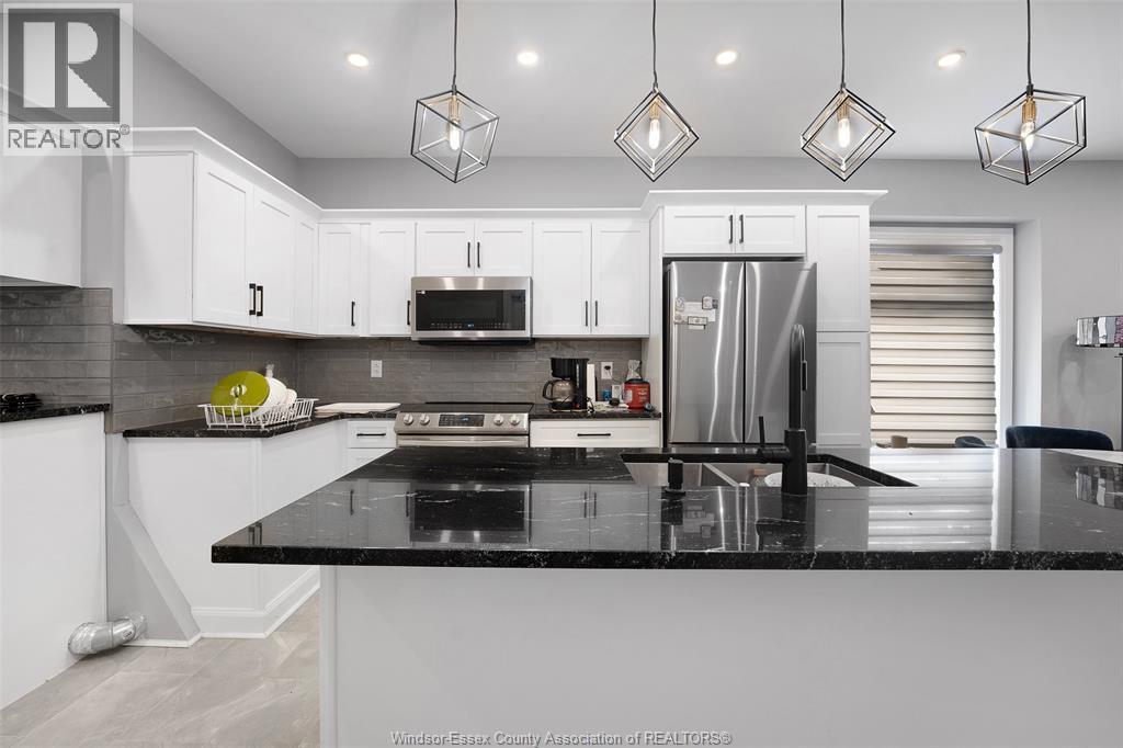 1059 ELSMERE AVENUE, Windsor, Ontario, N9A2B1 — Photo 11