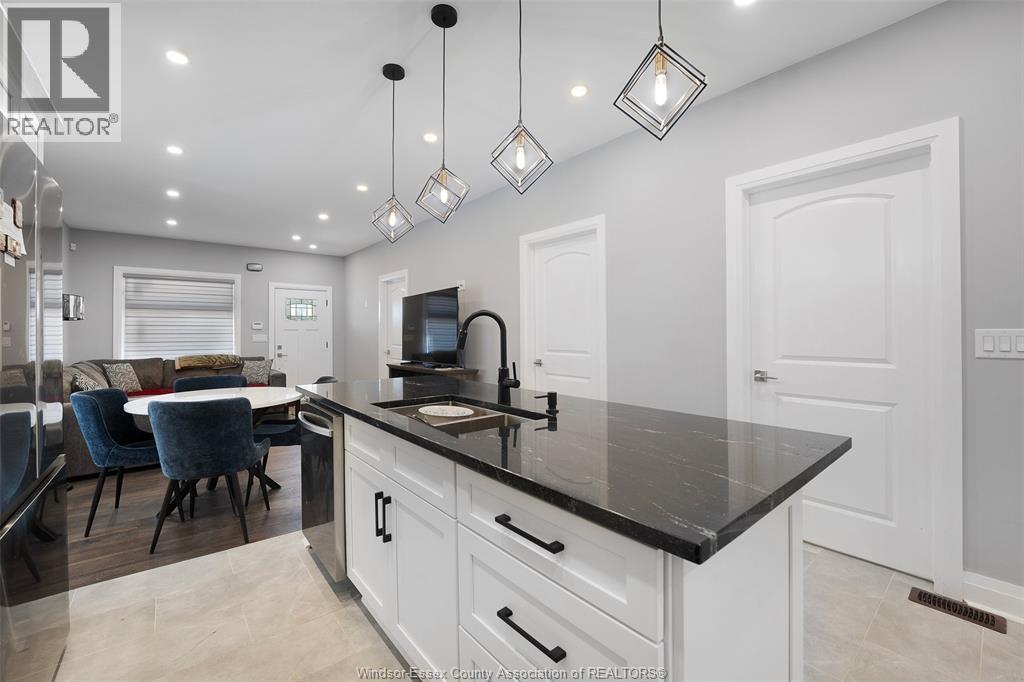 1059 ELSMERE AVENUE, Windsor, Ontario, N9A2B1 — Photo 12