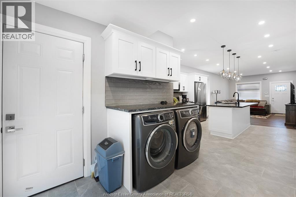 1059 ELSMERE AVENUE, Windsor, Ontario, N9A2B1 — Photo 14
