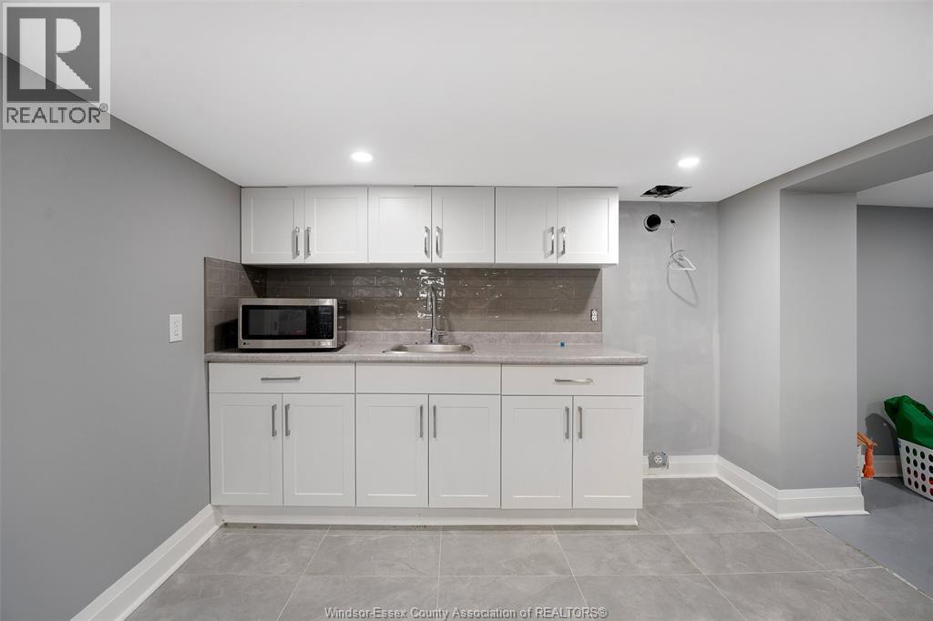1059 ELSMERE AVENUE, Windsor, Ontario, N9A2B1 — Photo 24