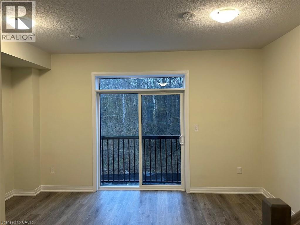 185 BEDROCK Drive Unit# 45, Hamilton, Ontario, L8J1X5 — Photo 2