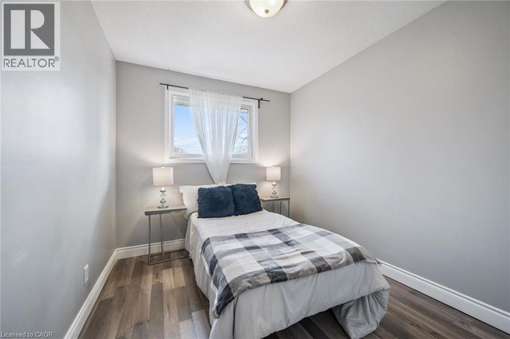 27 VICMOUNT Drive, Kitchener, Ontario, N2M2A2 — Photo 18