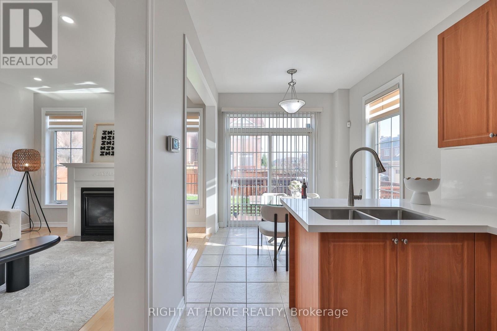 11 RIZAL AVENUE, Markham (Box Grove), Ontario, L6B0G7 — Photo 17