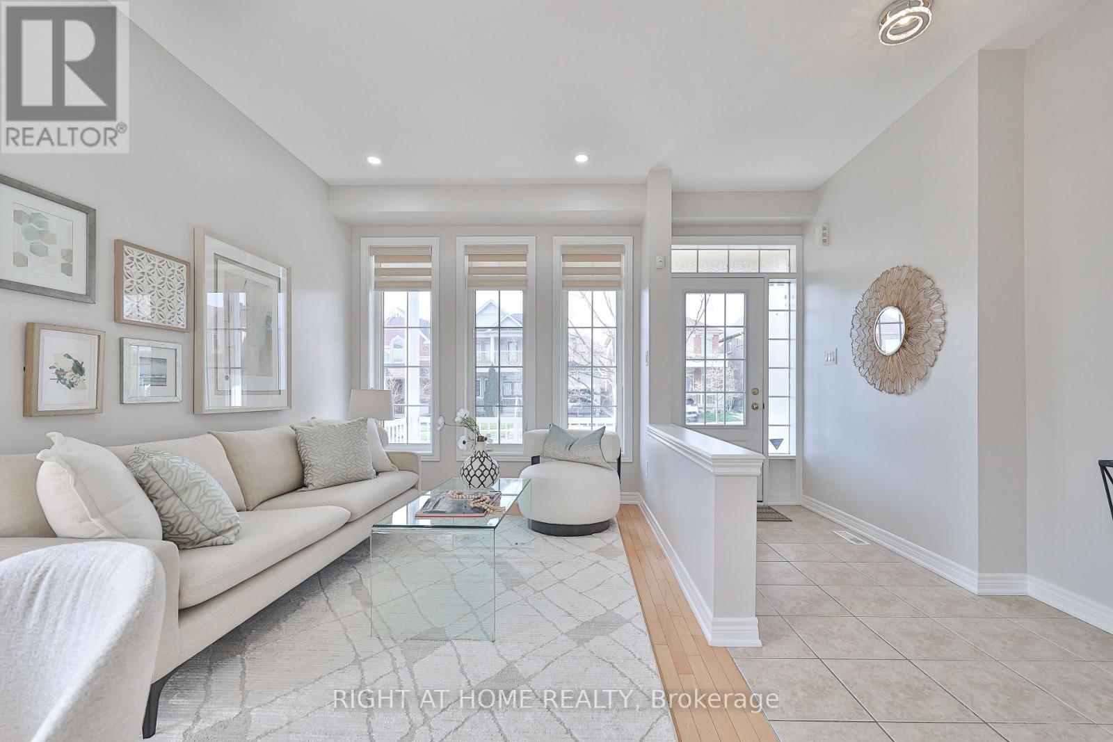 11 RIZAL AVENUE, Markham (Box Grove), Ontario, L6B0G7 — Photo 6