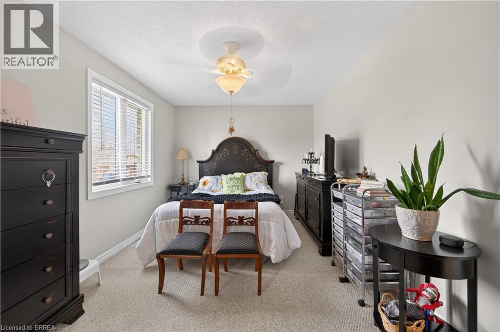 6 WINTER Way, Brantford, Ontario, N3T6E6 — Photo 16