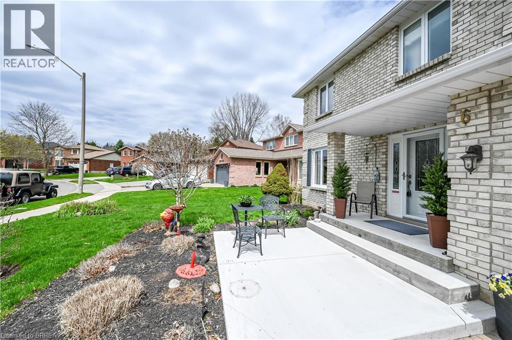 6 WINTER Way, Brantford, Ontario, N3T6E6 — Photo 3