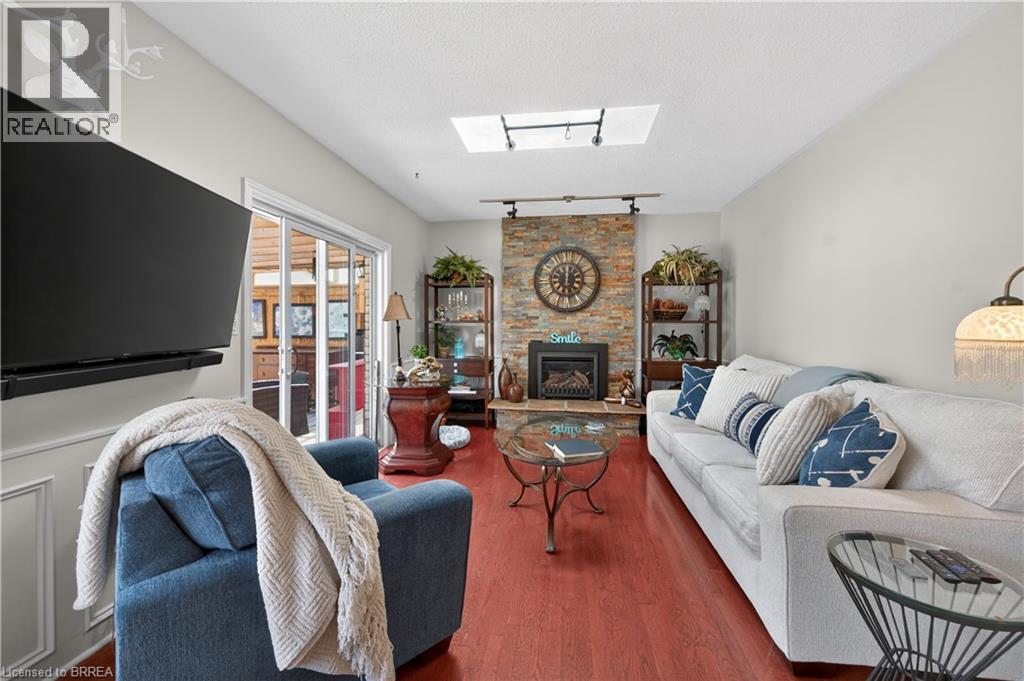 6 WINTER Way, Brantford, Ontario, N3T6E6 — Photo 9