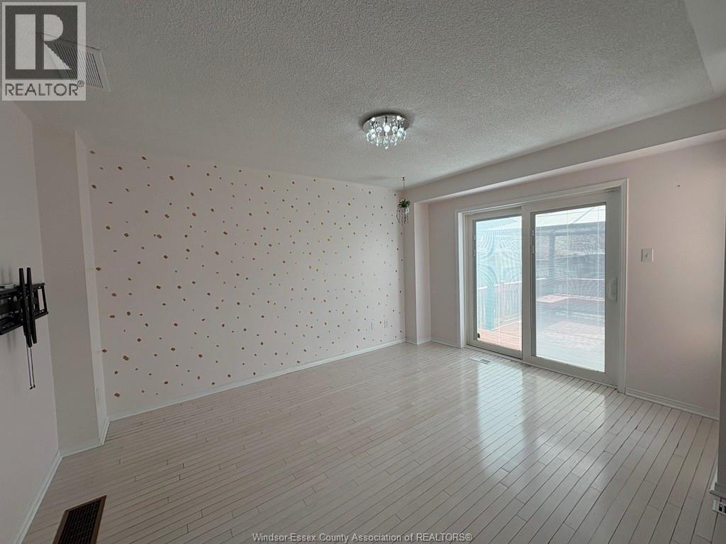 983 PEACH BLOSSOM CRESCENT, Windsor, Ontario, N9G2S2 — Photo 7