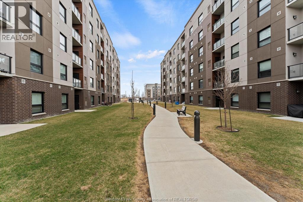 728 BROWNSTONE Unit# 610, Lakeshore, Ontario, N9K0C4 — Photo 32