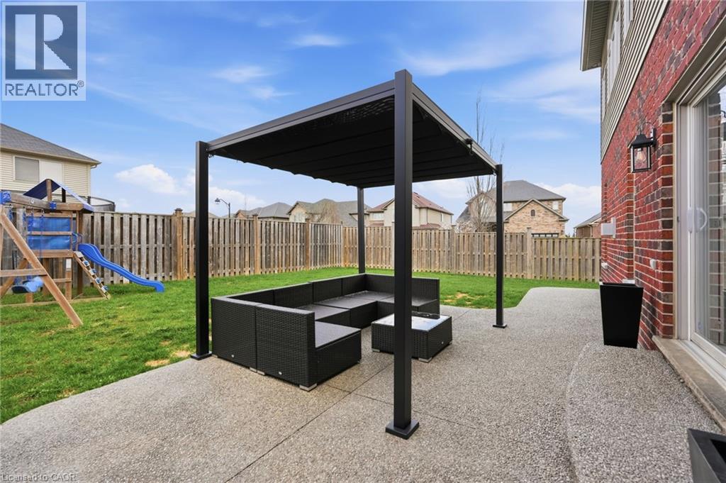 47 WINNERS Way, Binbrook, Ontario, L0R1C0 — Photo 44