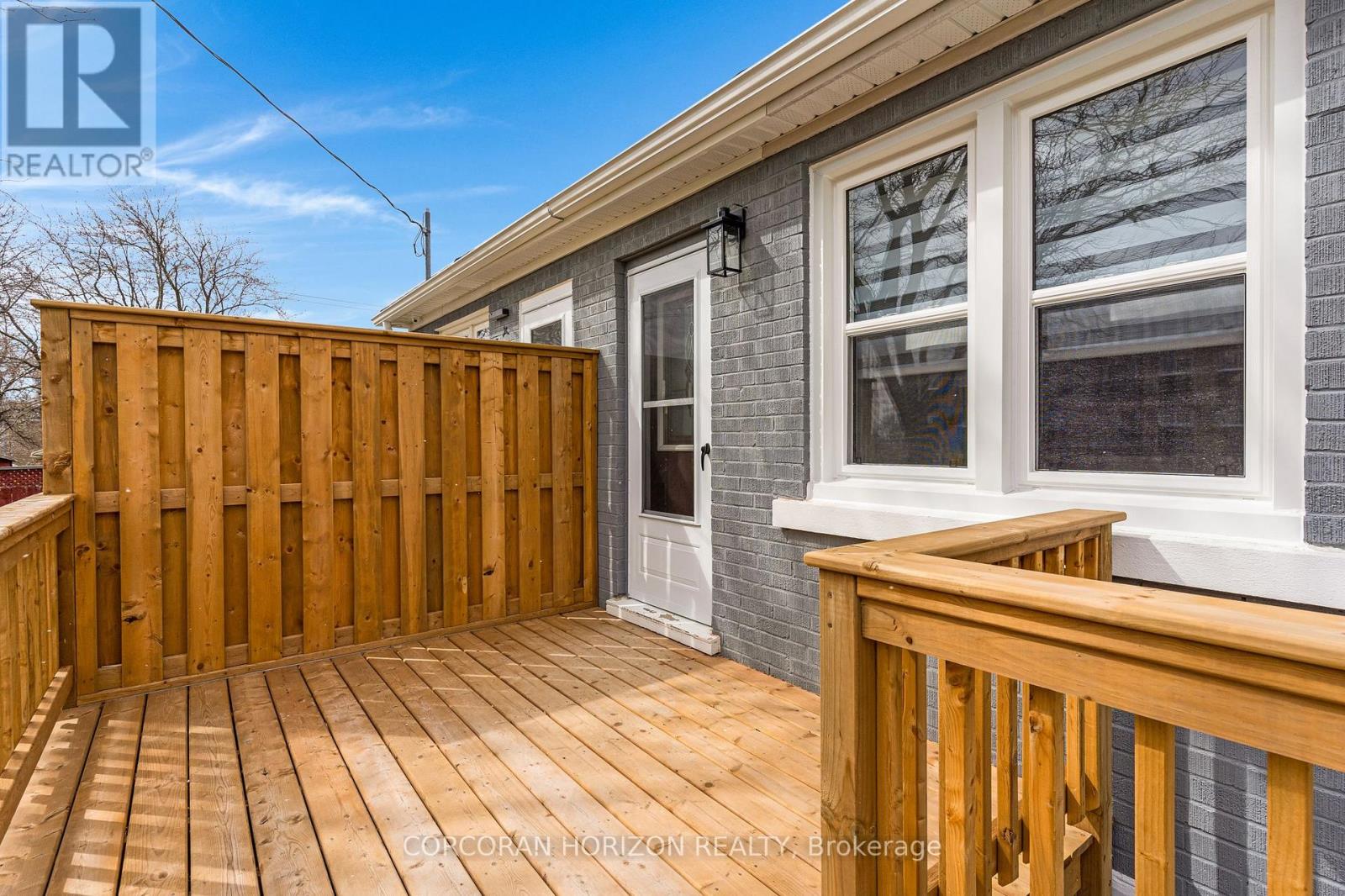 844 STIRLING AVENUE S, Kitchener, Ontario, N2M3K3 — Photo 3