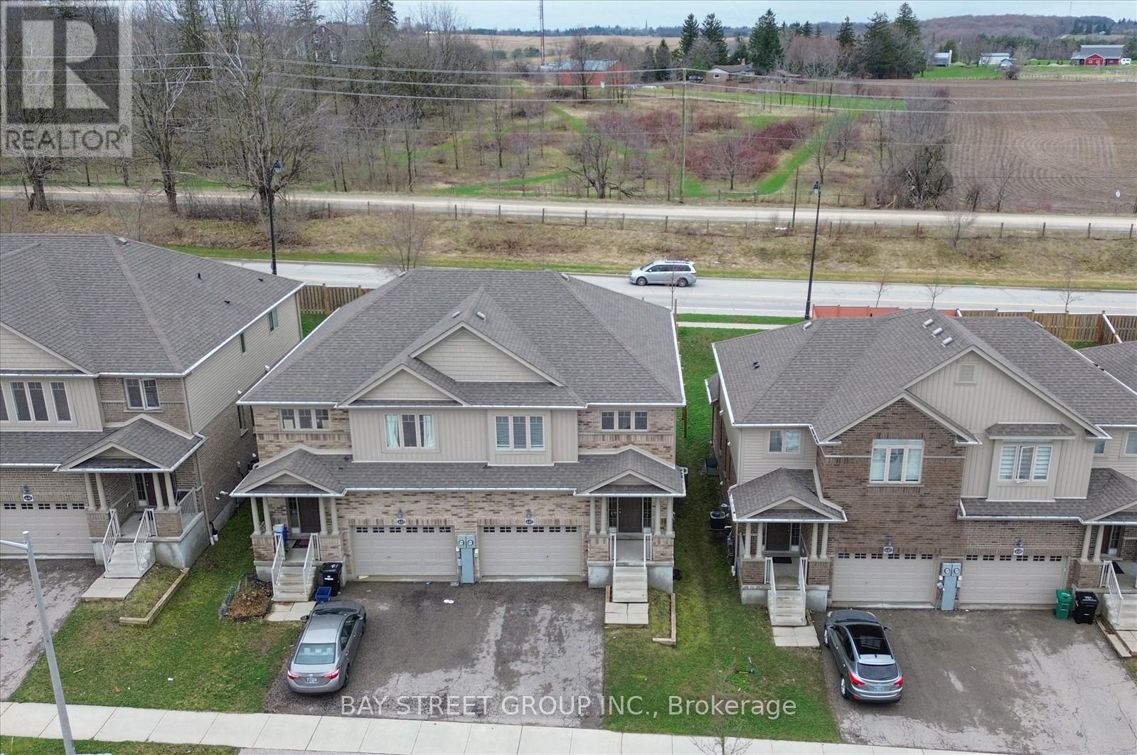 445 AVENS STREET, Waterloo, Ontario, N2V0B6 — Photo 3