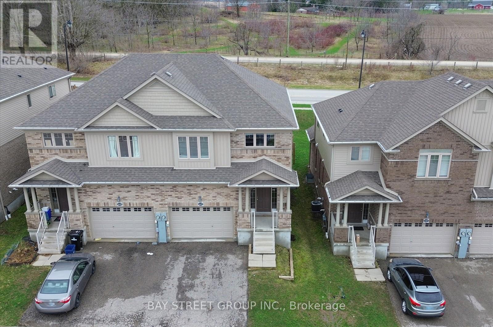 445 AVENS STREET, Waterloo, Ontario, N2V0B6 — Photo 4