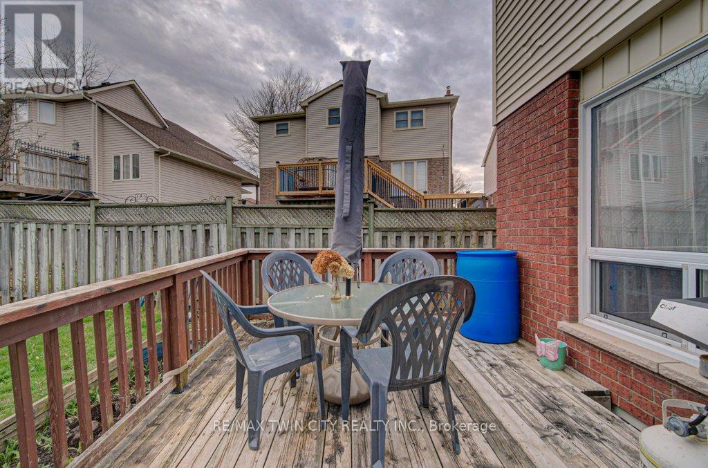 237B THISTLEGLEN PLACE, Waterloo, Ontario, N2T2A6 — Photo 36