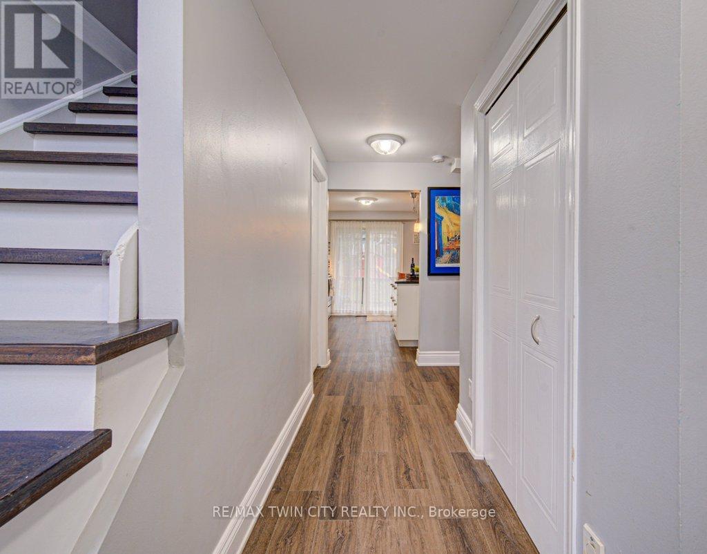 237B THISTLEGLEN PLACE, Waterloo, Ontario, N2T2A6 — Photo 5