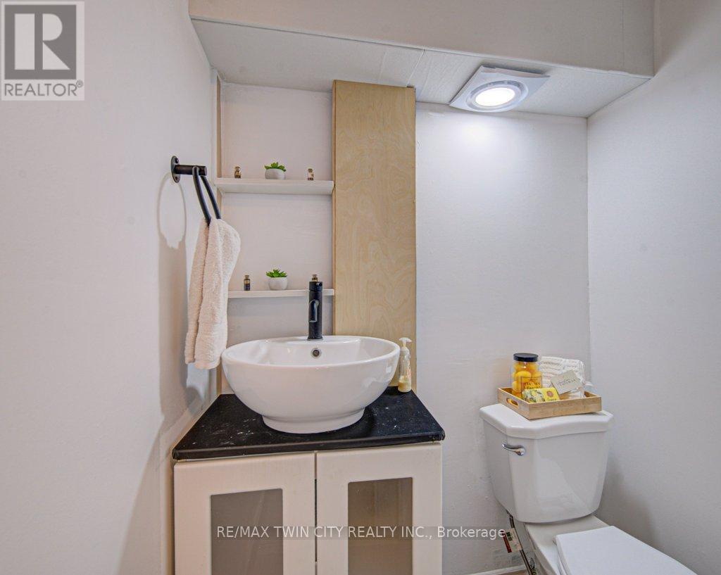 237B THISTLEGLEN PLACE, Waterloo, Ontario, N2T2A6 — Photo 7