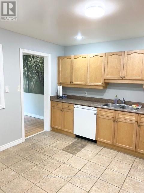 1101 HARROGATE DRIVE, Hamilton (Meadowlands), Ontario, L9K1N1 — Photo 4