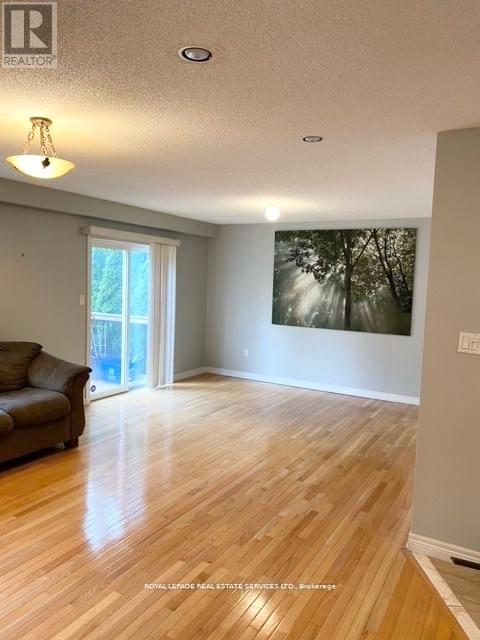 1101 HARROGATE DRIVE, Hamilton (Meadowlands), Ontario, L9K1N1 — Photo 7