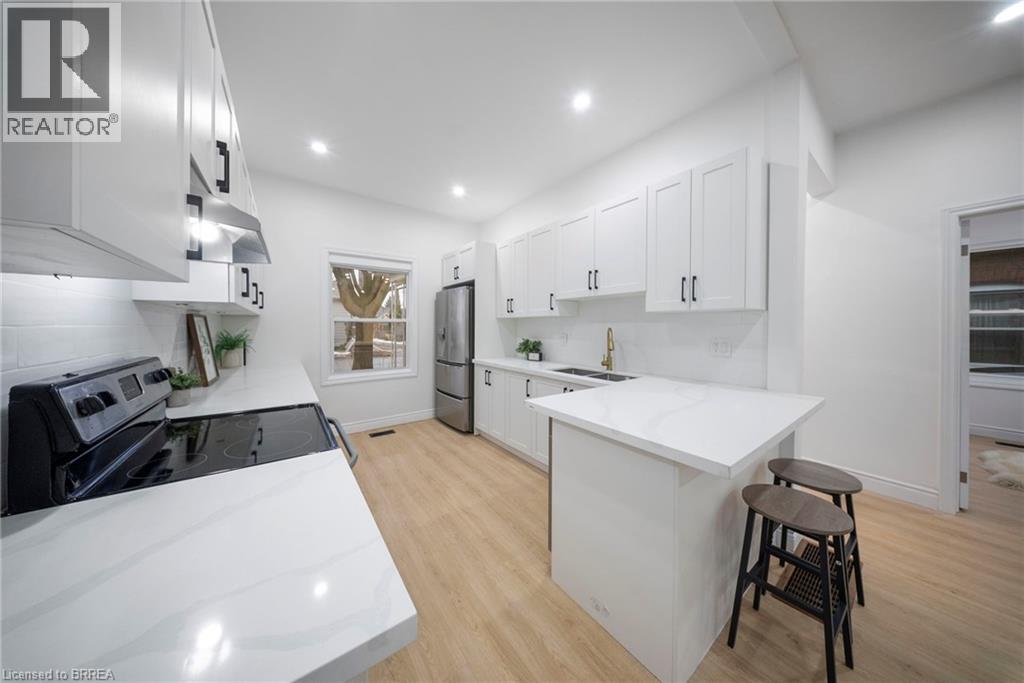 8 MAIN Street, Brantford, Ontario, N3R3X2 — Photo 7