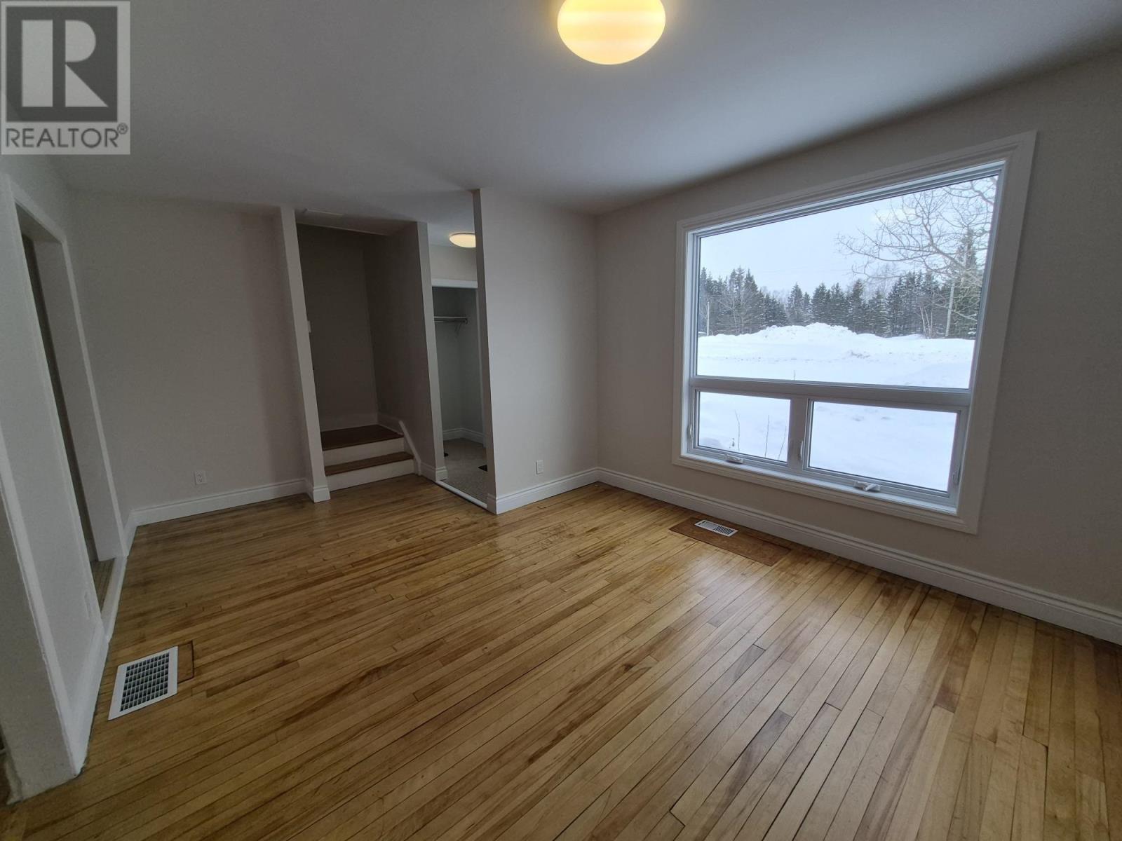 40 Stevens AVE, Marathon, Ontario, P0T2E0 — Photo 5