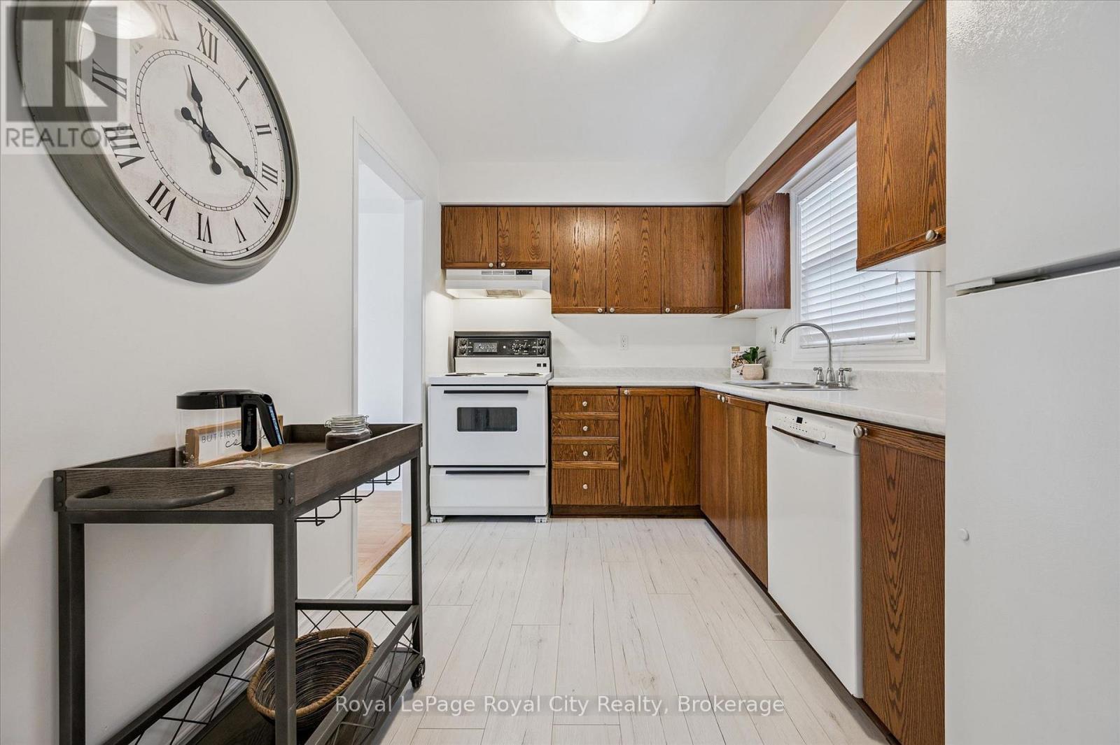 33 FAIRGREEN CLOSE, Cambridge, Ontario, N1T1T6 — Photo 16