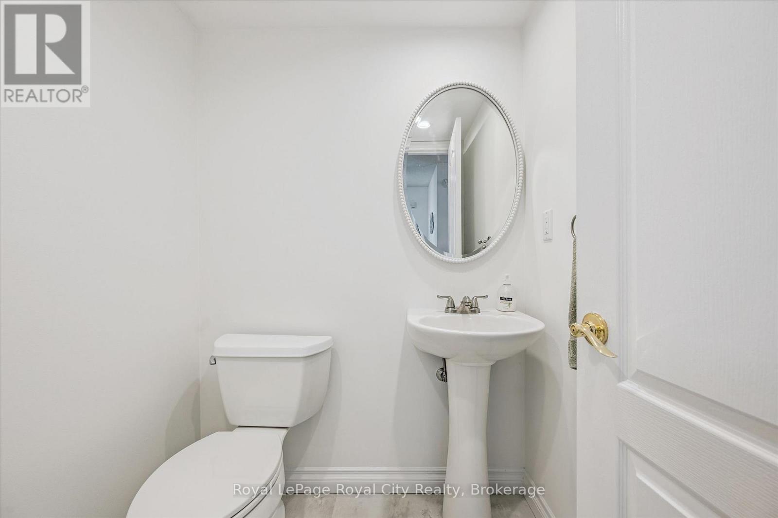 33 FAIRGREEN CLOSE, Cambridge, Ontario, N1T1T6 — Photo 21