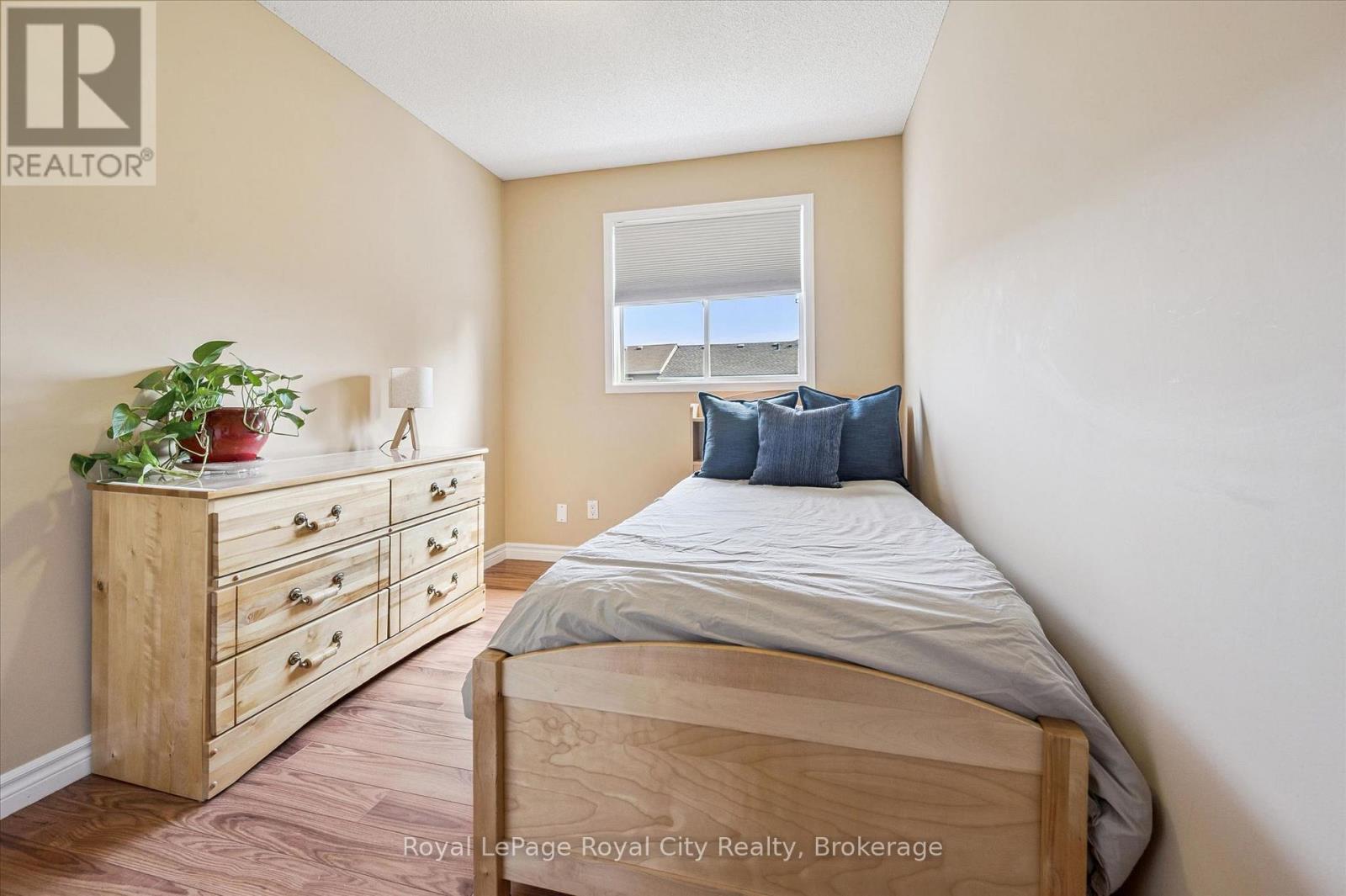 33 FAIRGREEN CLOSE, Cambridge, Ontario, N1T1T6 — Photo 24