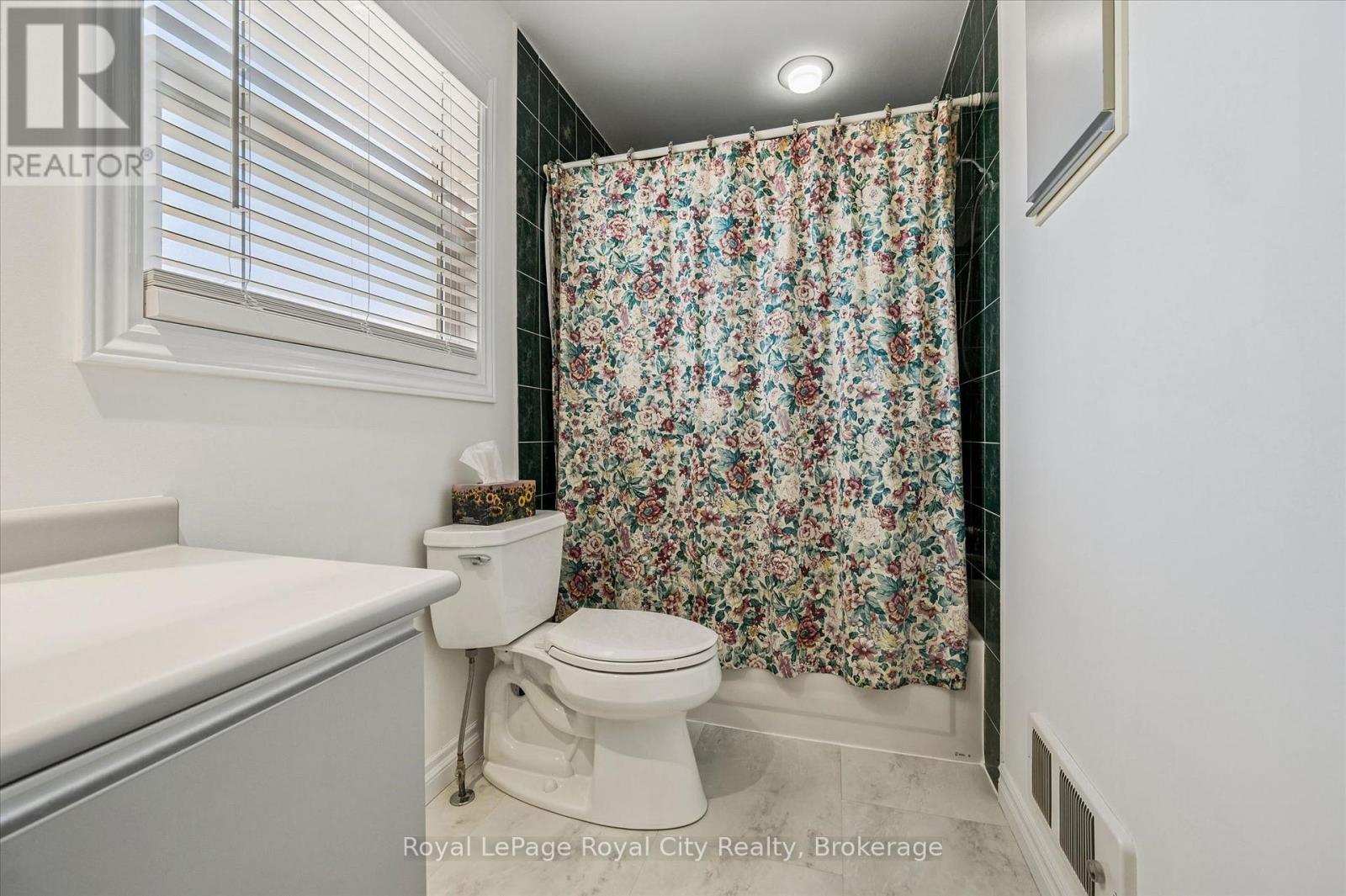 33 FAIRGREEN CLOSE, Cambridge, Ontario, N1T1T6 — Photo 29