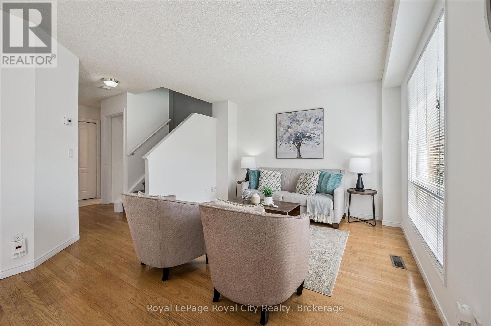 33 FAIRGREEN CLOSE, Cambridge, Ontario, N1T1T6 — Photo 7