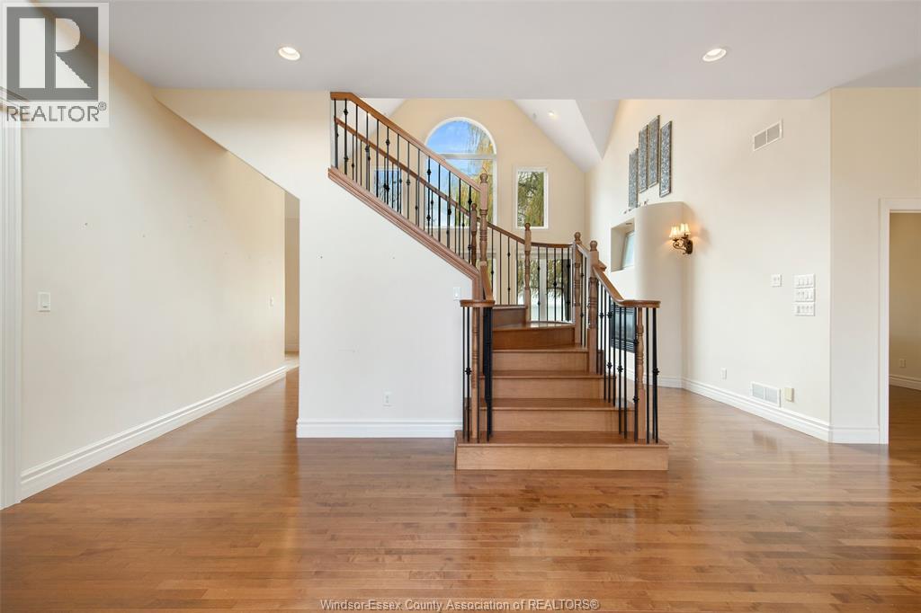 2055 HICKORY LANE, Kingsville, Ontario, N9Y2X9 — Photo 10