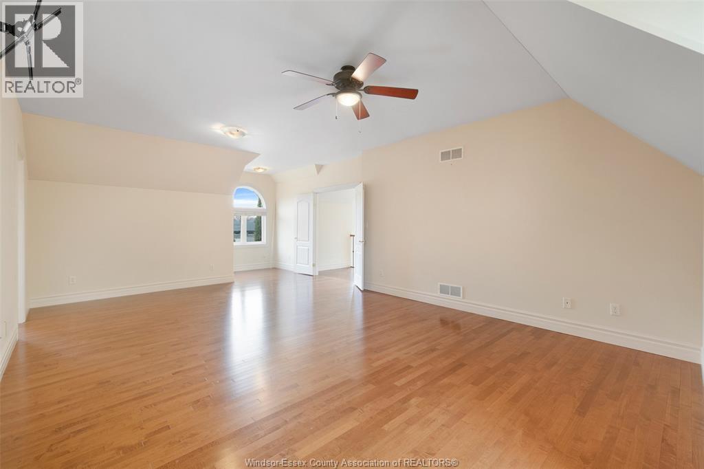 2055 HICKORY LANE, Kingsville, Ontario, N9Y2X9 — Photo 40