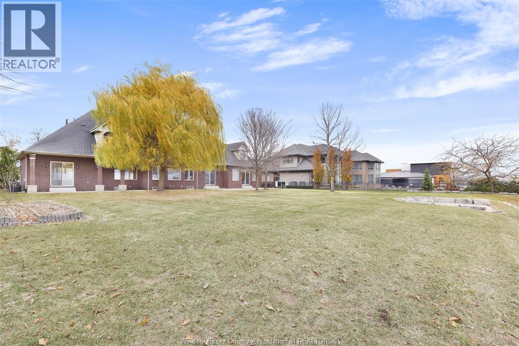 2055 HICKORY LANE, Kingsville, Ontario, N9Y2X9 — Photo 9