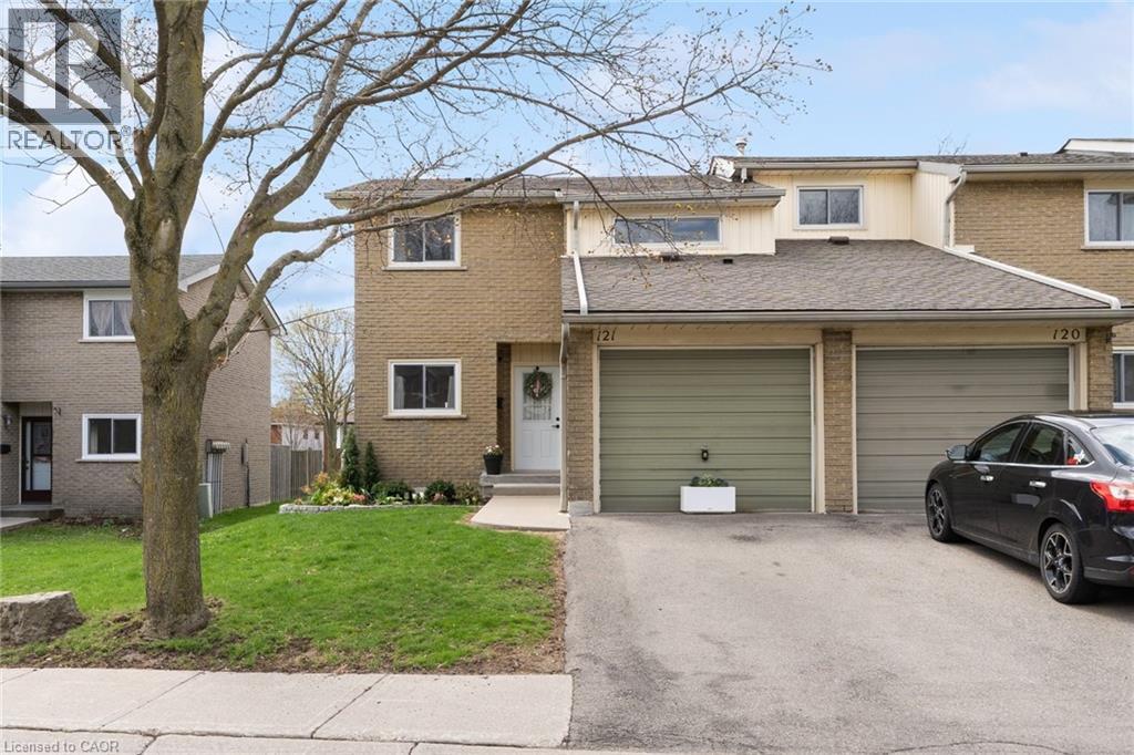 201 QUEEN VICTORIA Drive Unit# 121, Hamilton, Ontario, L8W1W7 — Photo 2
