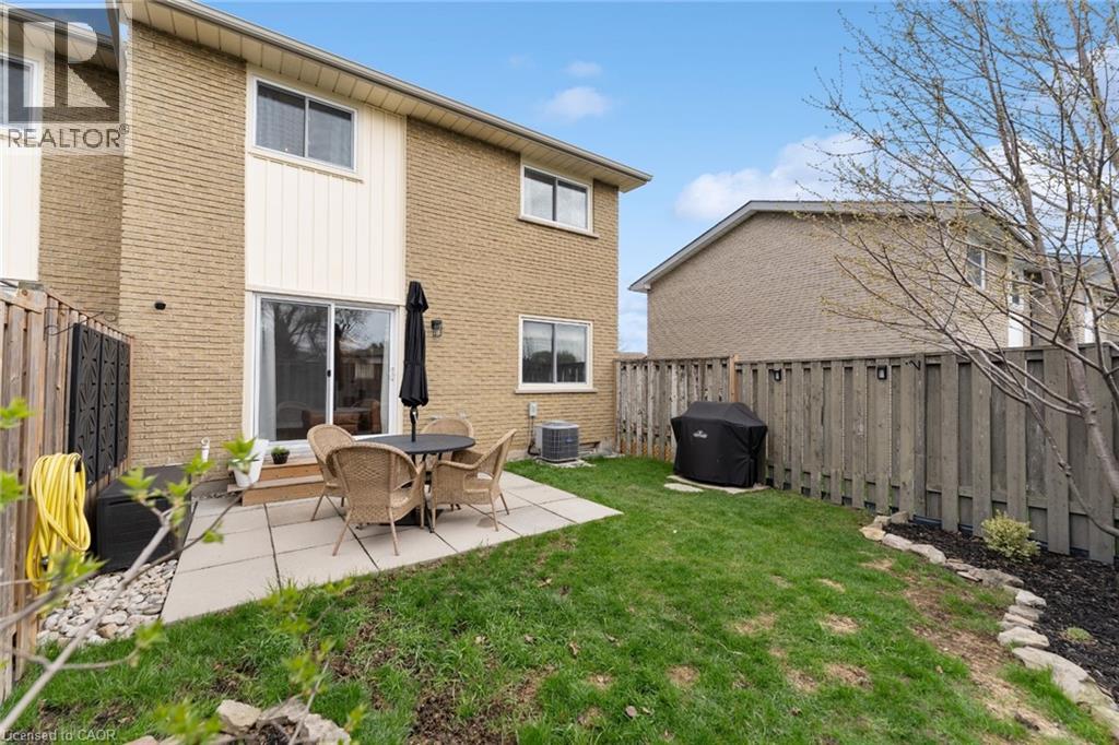 201 QUEEN VICTORIA Drive Unit# 121, Hamilton, Ontario, L8W1W7 — Photo 33