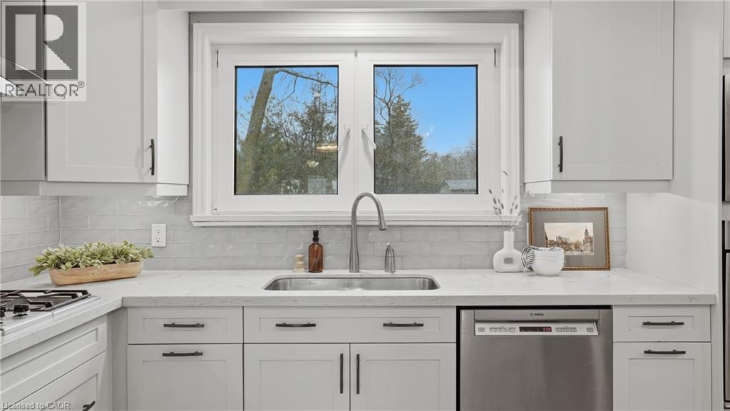 525 GRAND Boulevard, Oakville, Ontario, L6H1P4 — Photo 12