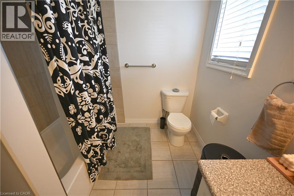 59 EDGEMERE Drive, Cambridge, Ontario, N1P1B3 — Photo 11