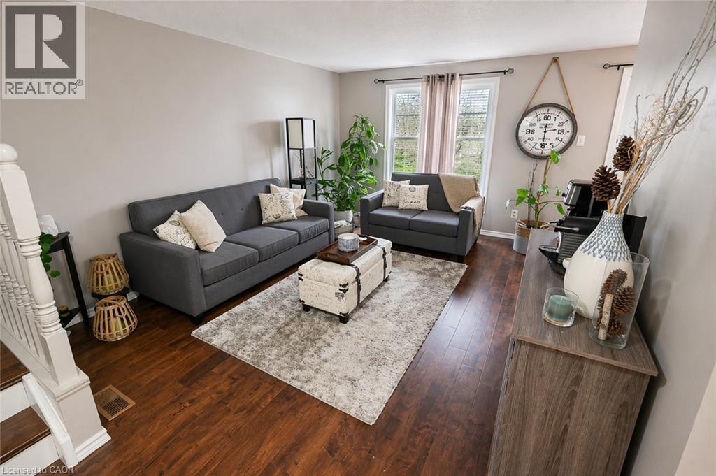 59 EDGEMERE Drive, Cambridge, Ontario, N1P1B3 — Photo 2