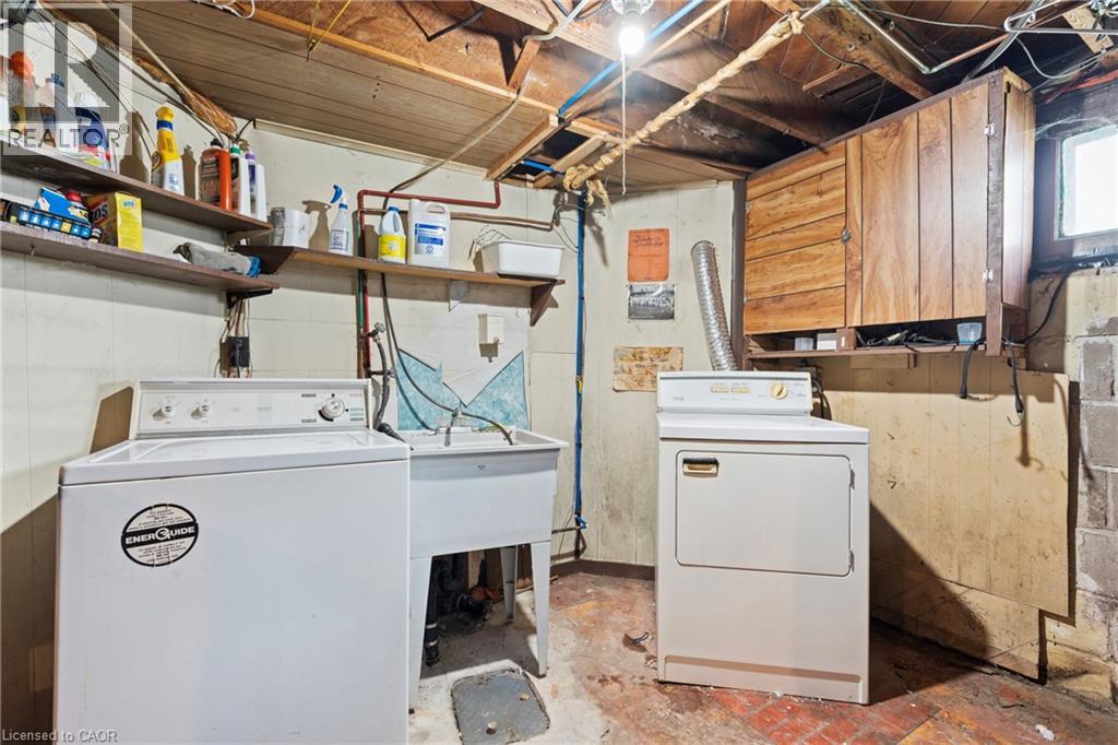 25 EAST 39TH Street, Hamilton, Ontario, L8V4G9 — Photo 14